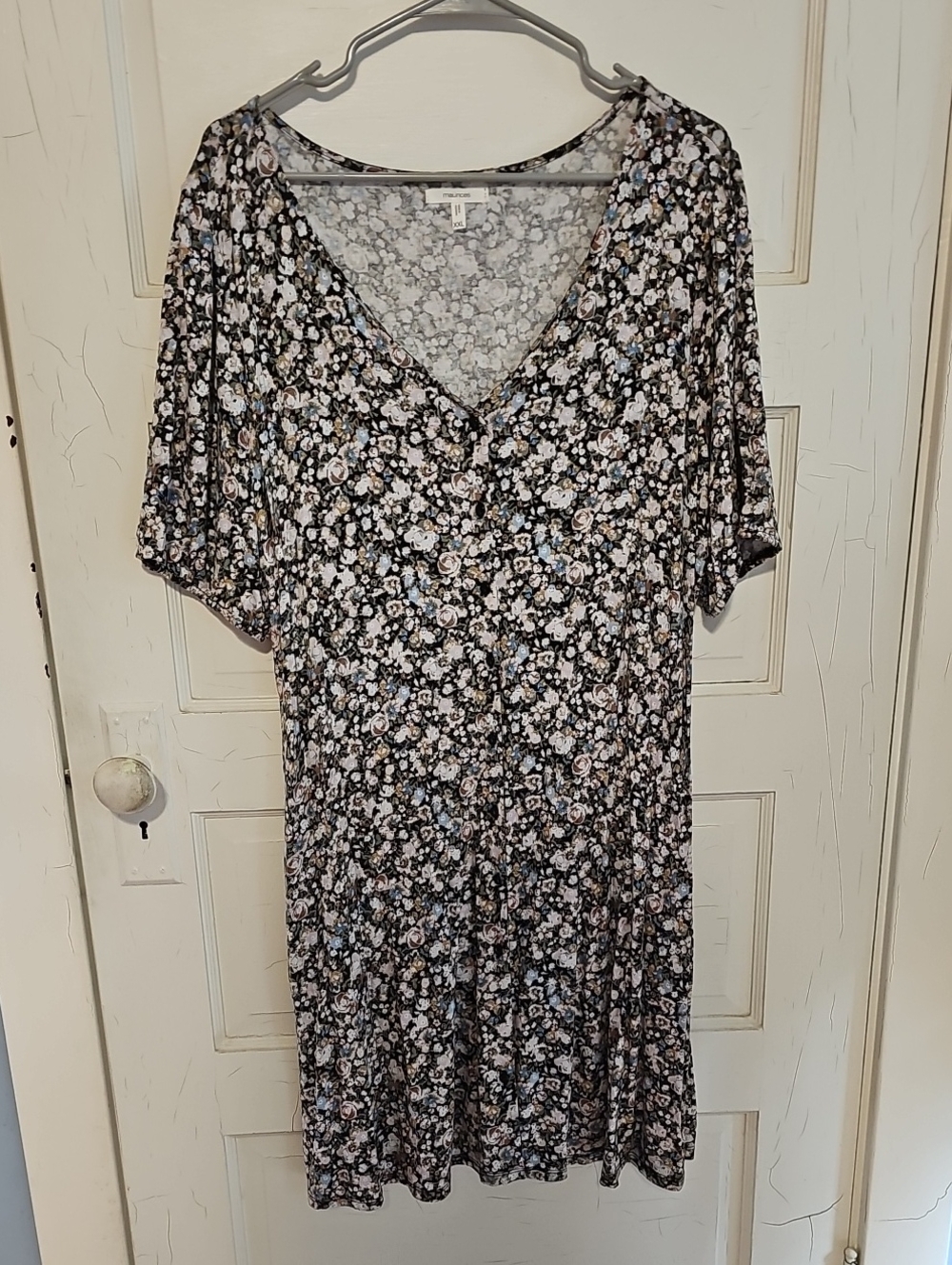 Maurices Black Floral V-Neck Midi Dress
